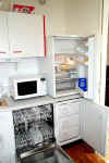 Kitchen-1.JPG (33296 bytes)
